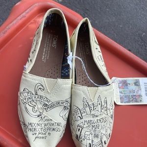 Custom painted Harry Potter Toms